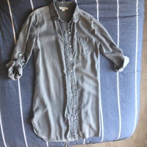 BeachLunchLounge XS button up collared dress